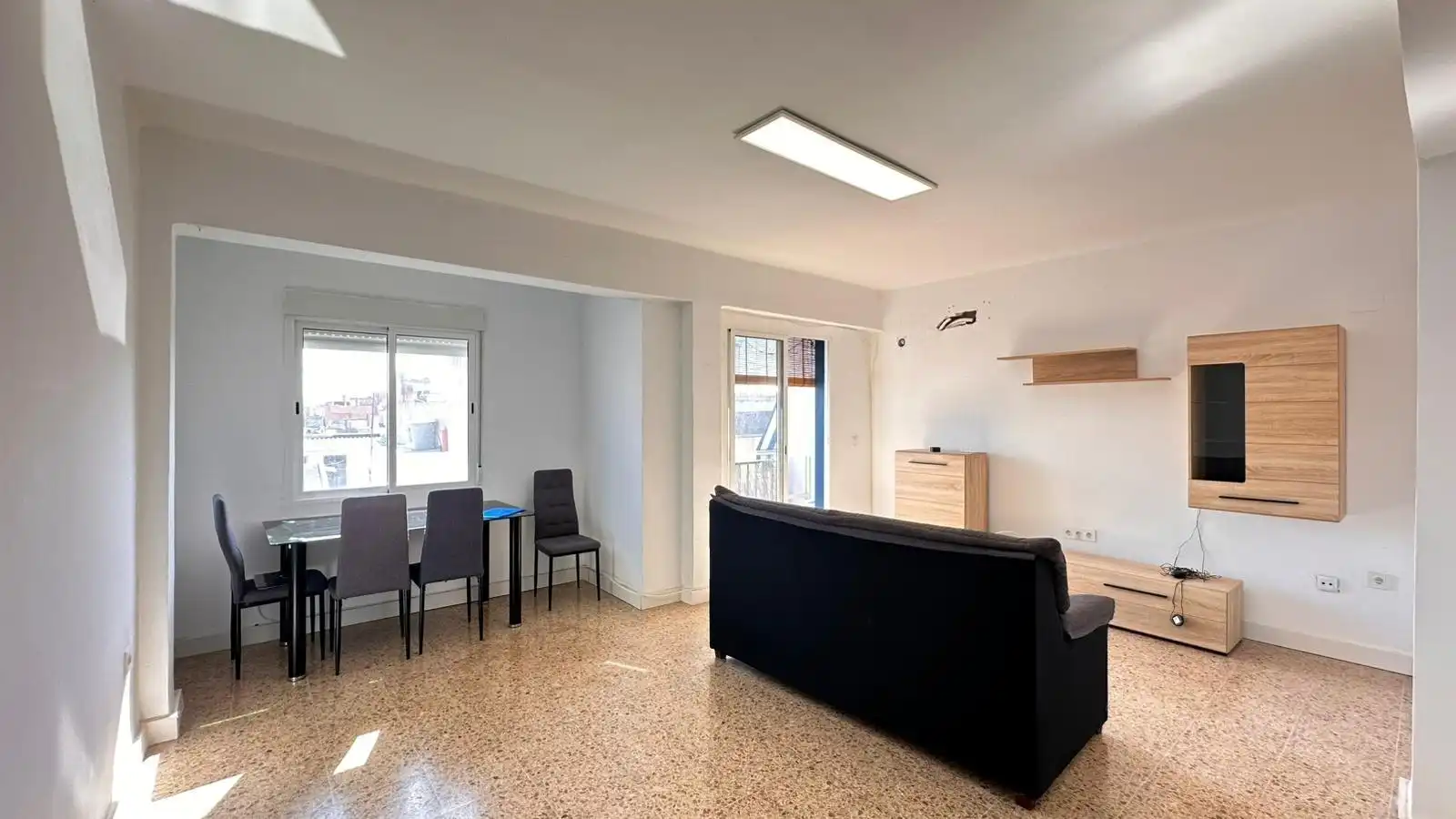 Sala d'estar de Pis en venda en L'Alcúdia amb Balcó