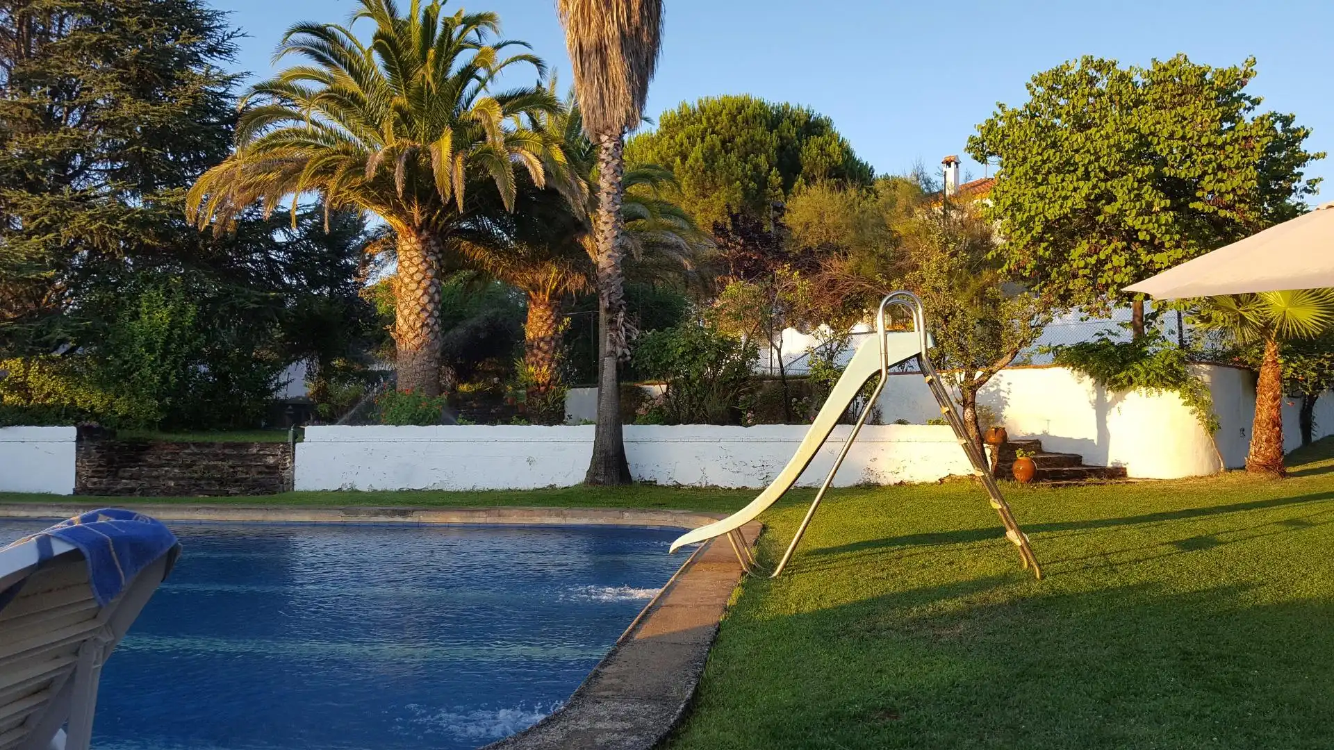 Piscina de Finca rústica en venda en Plasencia amb Aire condicionat, Calefacció i Jardí privat
