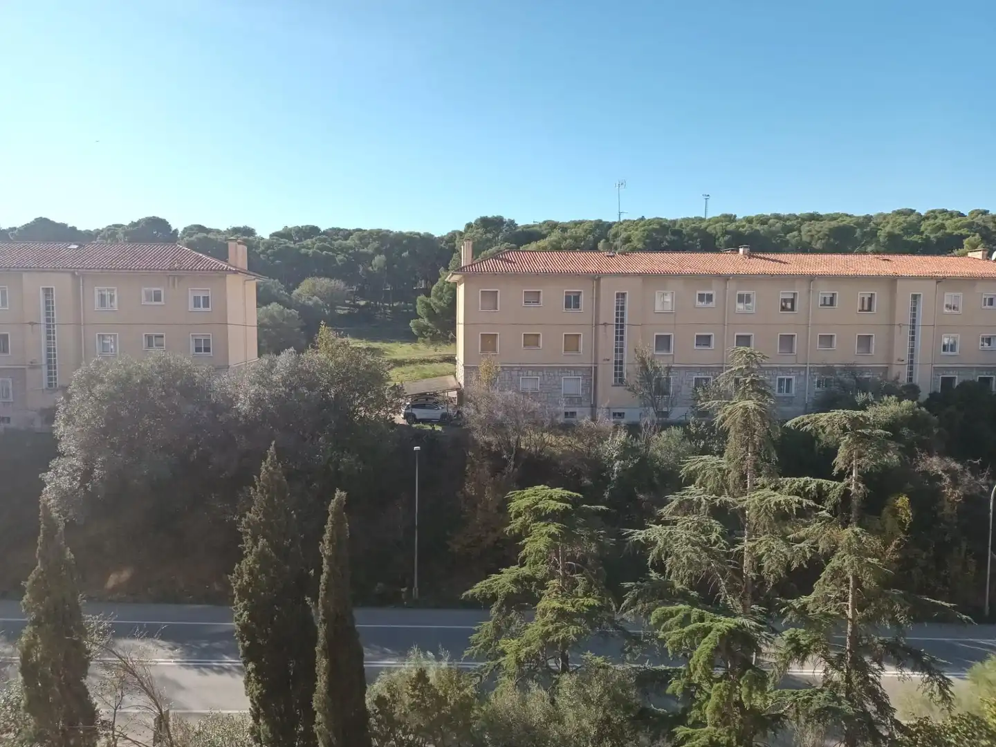 Vista exterior de Piso en venta en Figueres con Aire acondicionado, Calefacción y Terraza