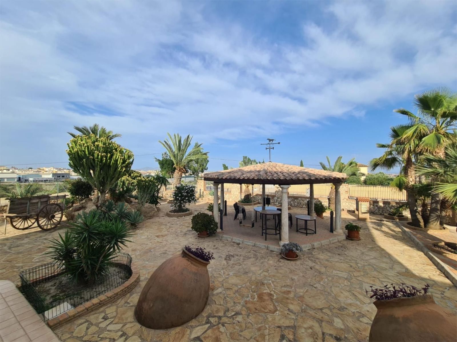 Jardí de Casa o xalet en venda en Vera amb Aire condicionat, Jardí privat i Terrassa