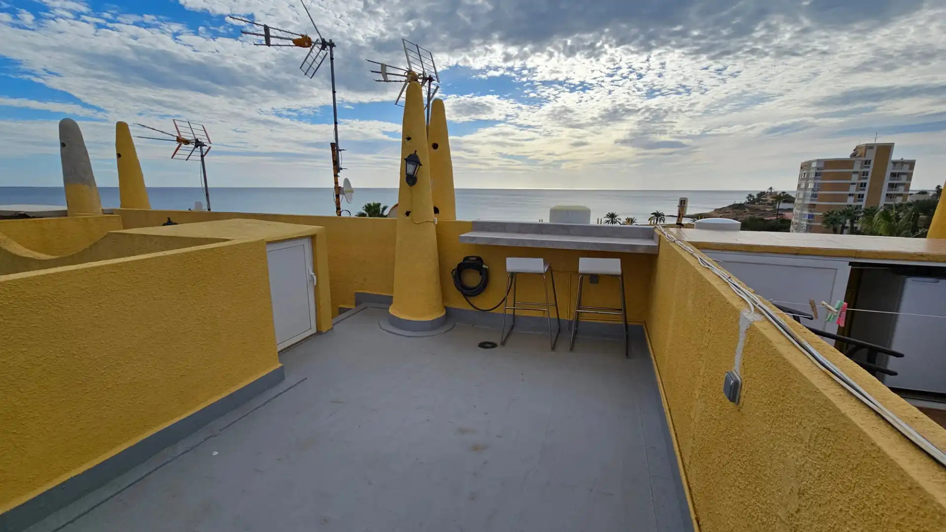 Terraza de Casa adosada en venta en El Campello con Aire acondicionado, Calefacción y Jardín privado