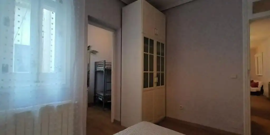 Habitación de Piso en venta en Madrid con Calefacción, Amueblado y Horno