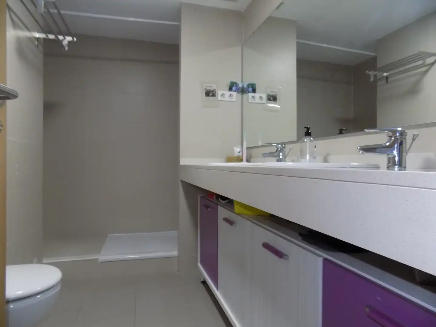 Baño de Dúplex en venta en Santa Coloma de Gramenet con Aire acondicionado y Parquet