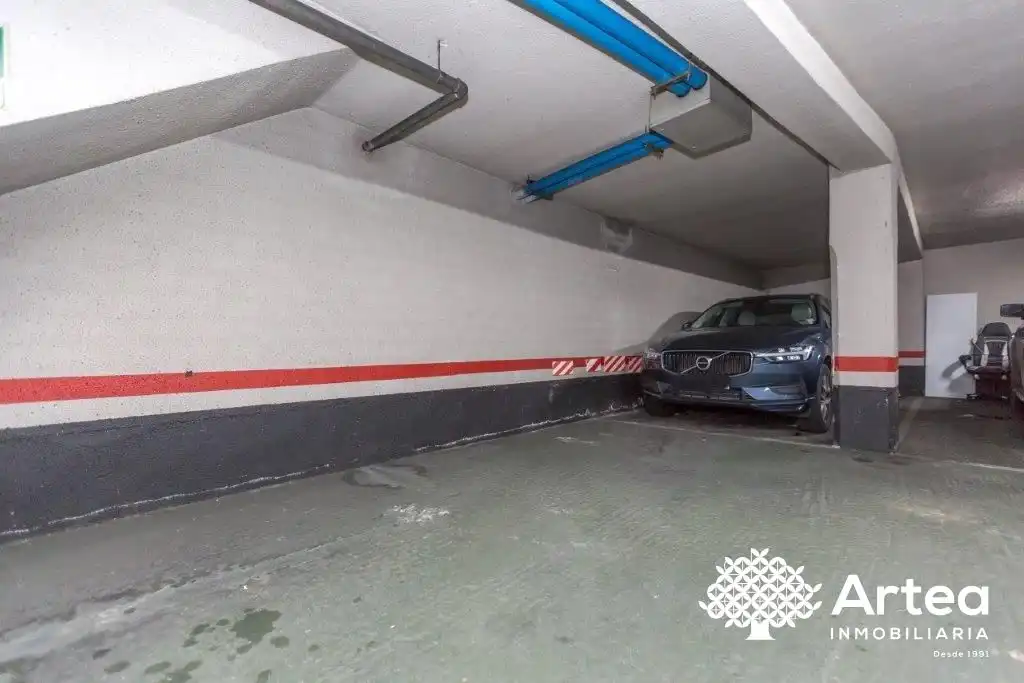 Parking de Piso en venta en Gernika-Lumo con Calefacción, Terraza y Trastero