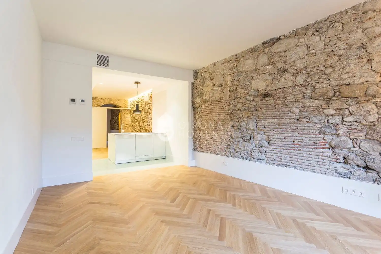 Apartments for rent in Centre - Barri Vell