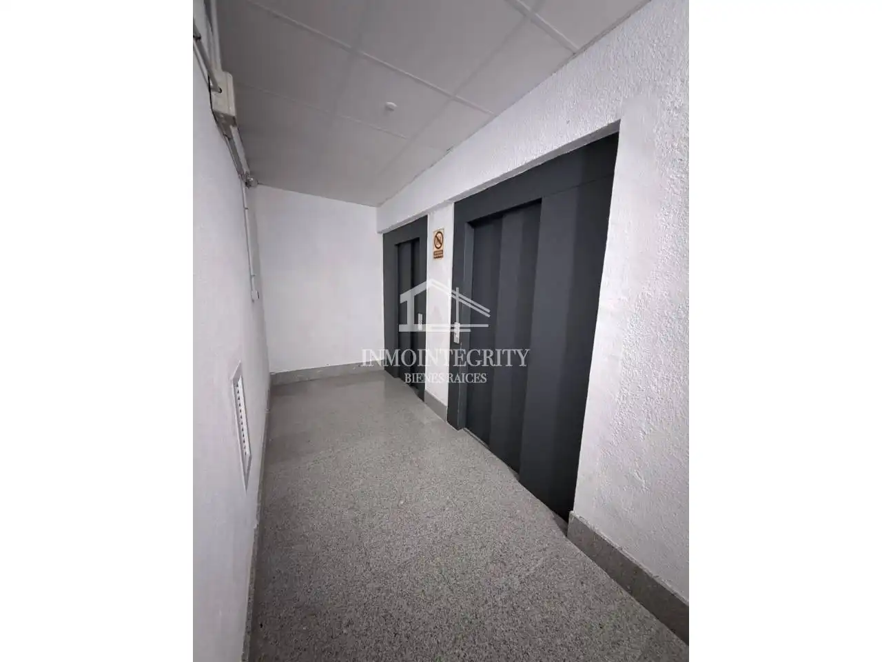 Apartamento con piscina en venta en Avenida Central 14, imagen 40