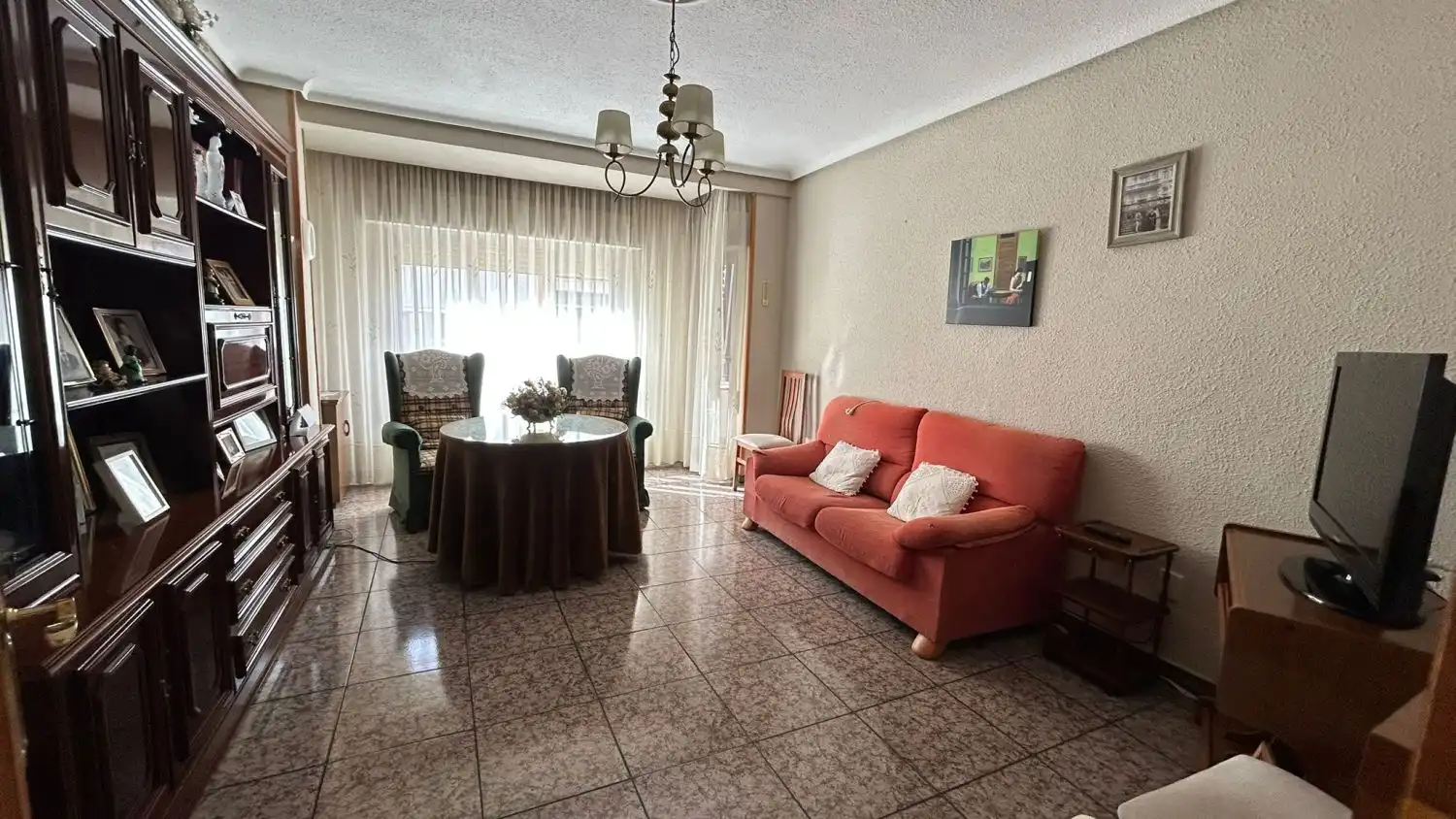 Sala d'estar de Pis en venda en  Albacete Capital amb Aire condicionat, Calefacció i Balcó