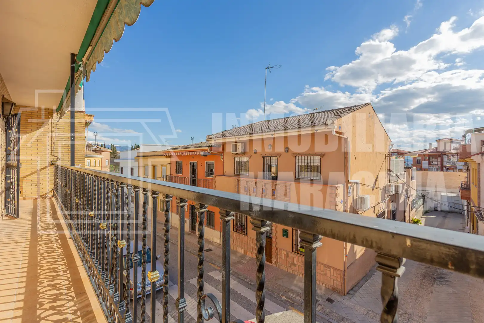 Exterior view of Houses for sale in Granada  with Air Conditioner, Terrace and Oven