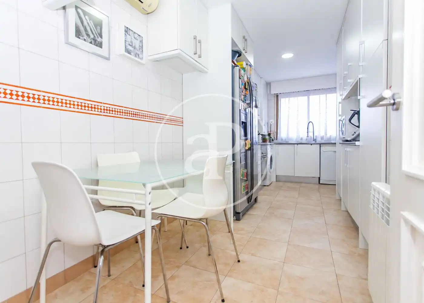 Flat for rent in Calle A. Baldasano, Colina