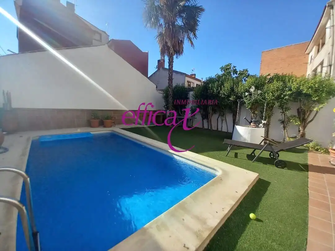 Piscina de Casa o xalet en venda en Torrijos amb Aire condicionat, Calefacció i Piscina