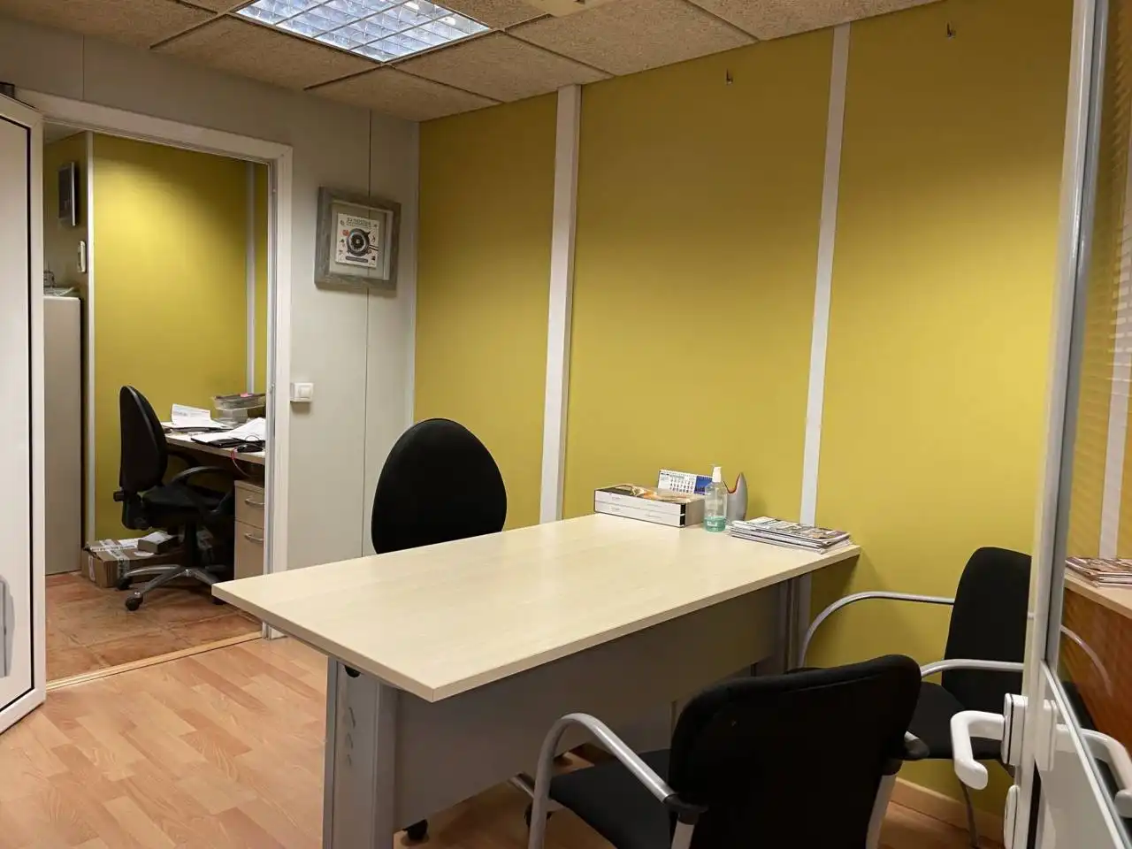 Business premises for sale in Olot, imagen 3