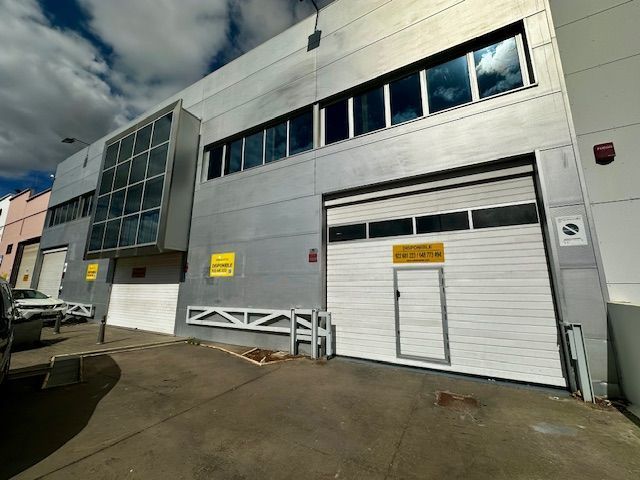 Vista exterior de Nave industrial de alquiler en San Miguel de Abona