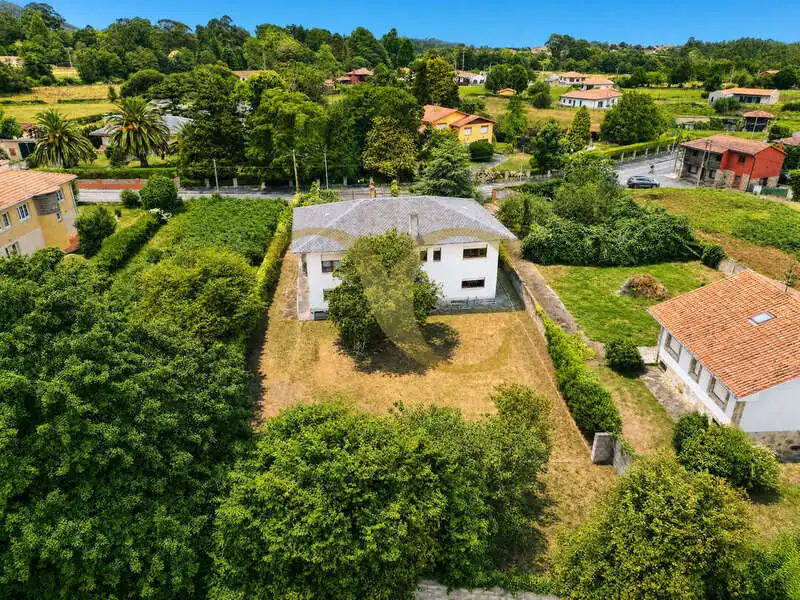 Casa o xalet en venda en Cudillero amb Calefacció, Jardí privat i Moblat