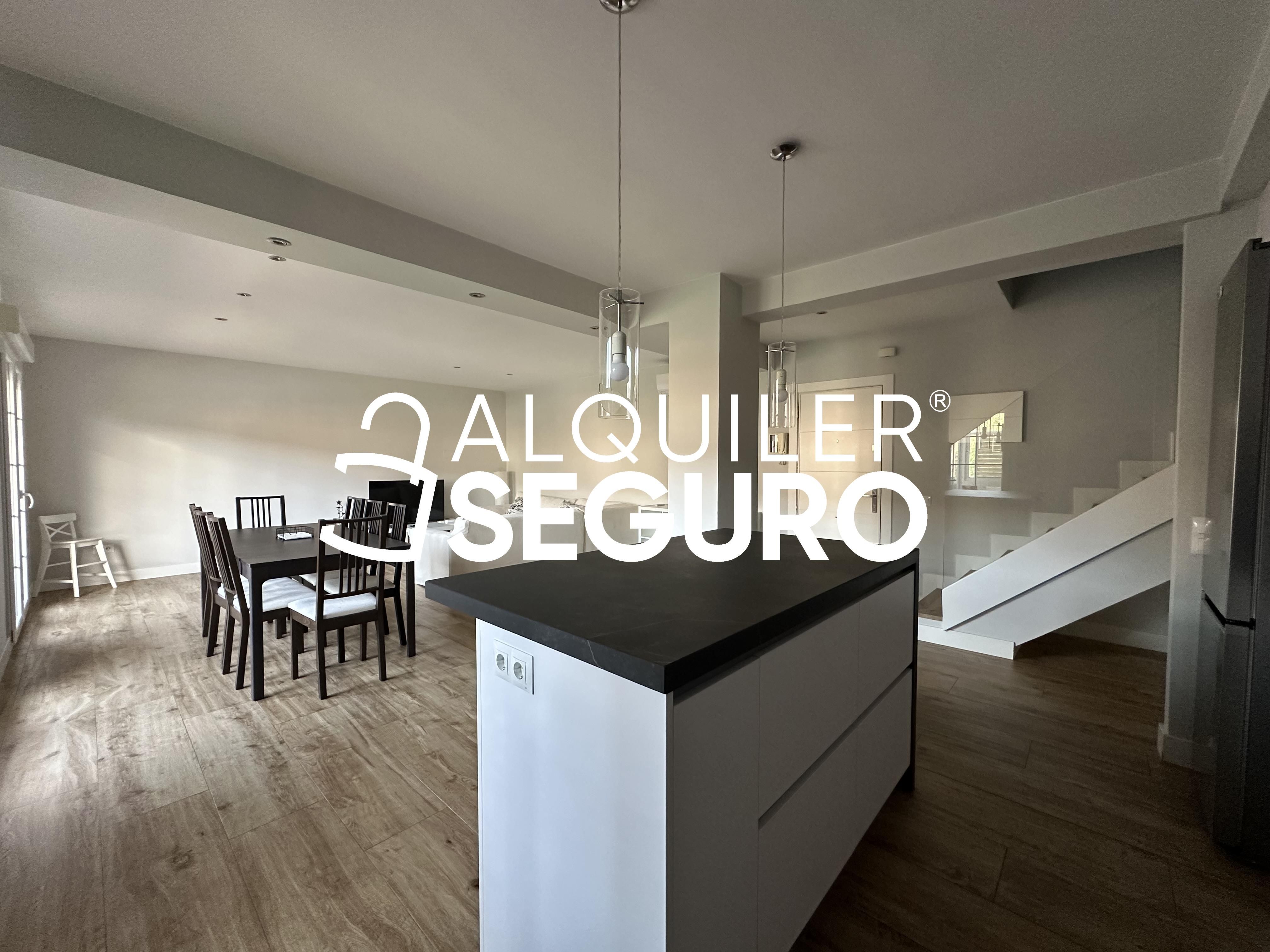 Cocina de Ático de alquiler en Villanueva del Pardillo con Aire acondicionado, Calefacción y Terraza