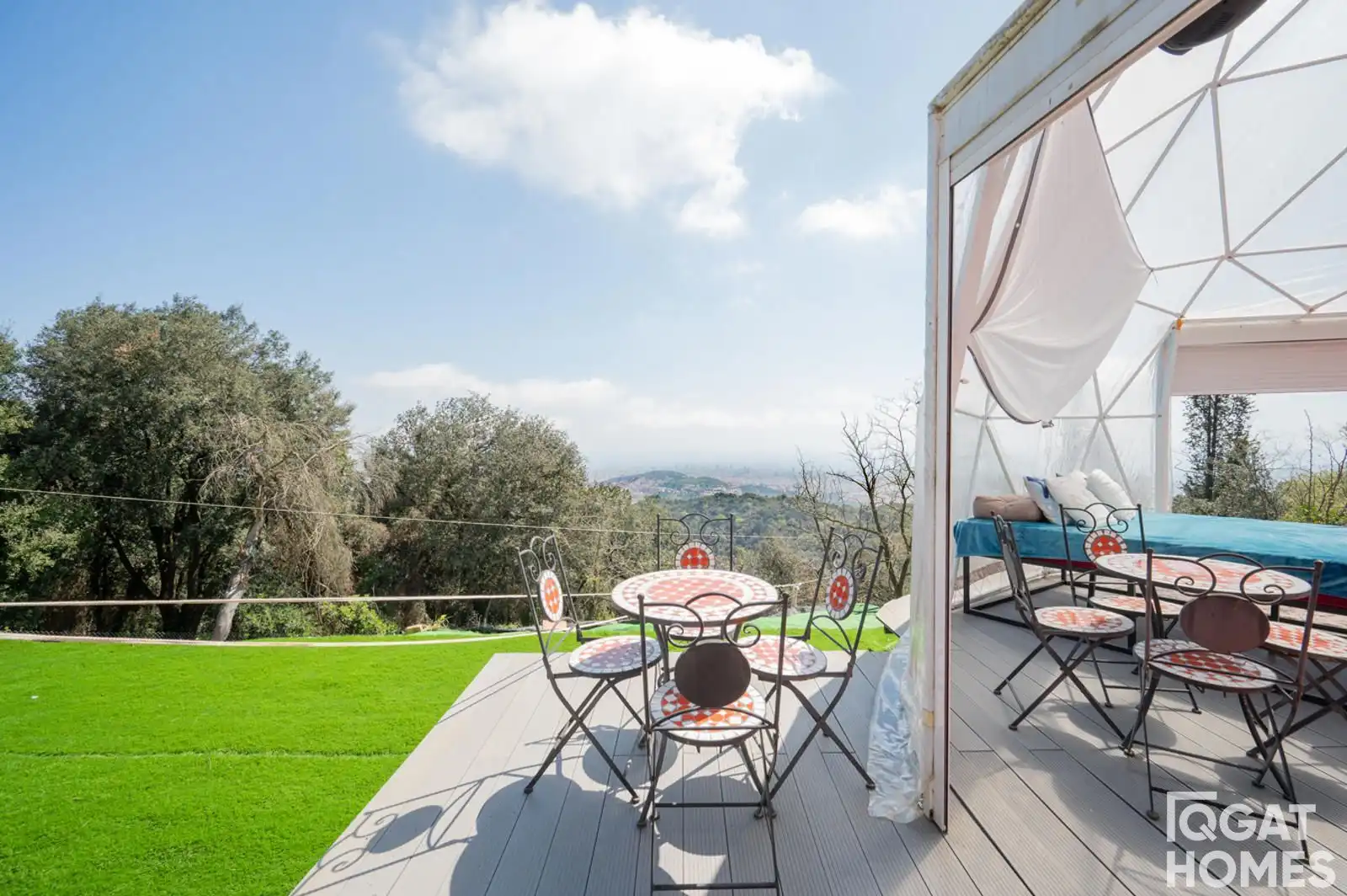 Terrassa de Casa o xalet en venda en Barcelona amb Aire condicionat, Calefacció i Jardí privat
