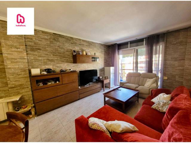 Piso en Venta en Paseo Zona Franca en La Marina del Port