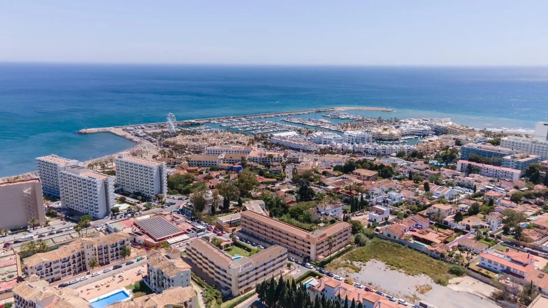 Exterior view of Flat for sale in Torremolinos  with Air Conditioner, Private garden and Terrace