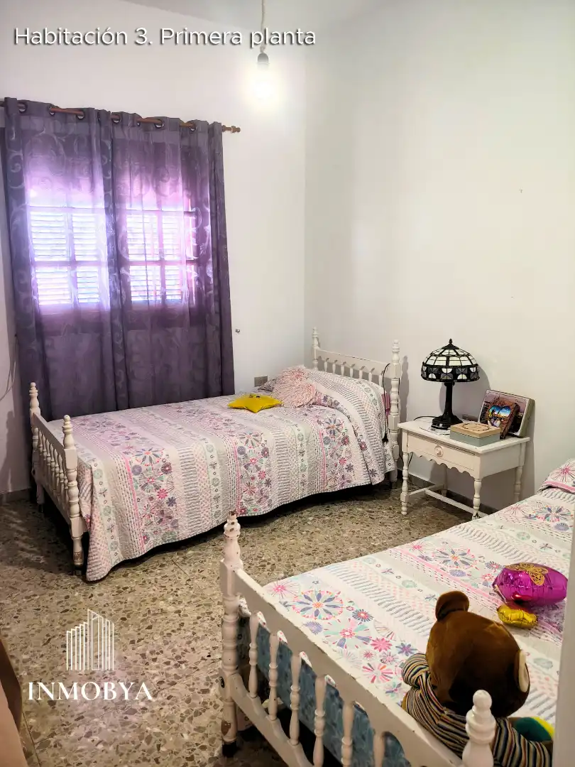 Dormitori de Casa o xalet en venda en Tacoronte amb Jardí privat, Terrassa i Moblat