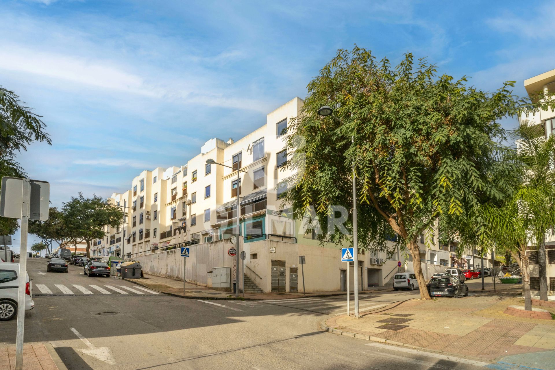 Exterior view of Premises for sale in Estepona  with Terrace