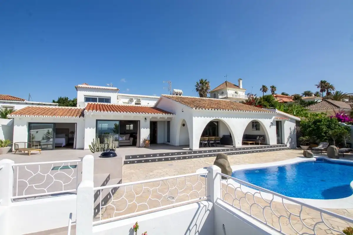 Detached house with garden to rent in Chullera, imagen 10