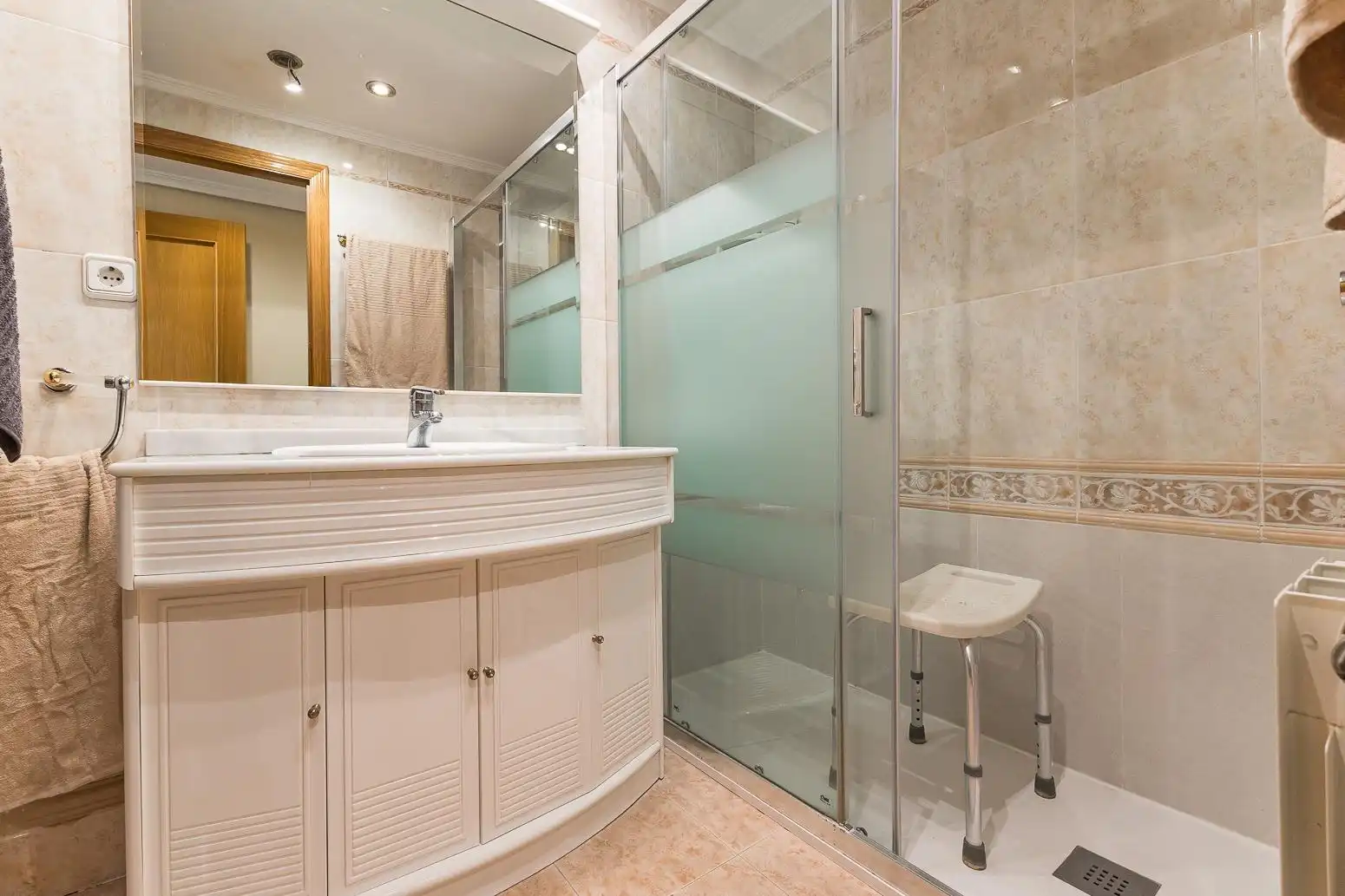 Baño de Piso en venta en Valencia con Aire acondicionado y Calefacción