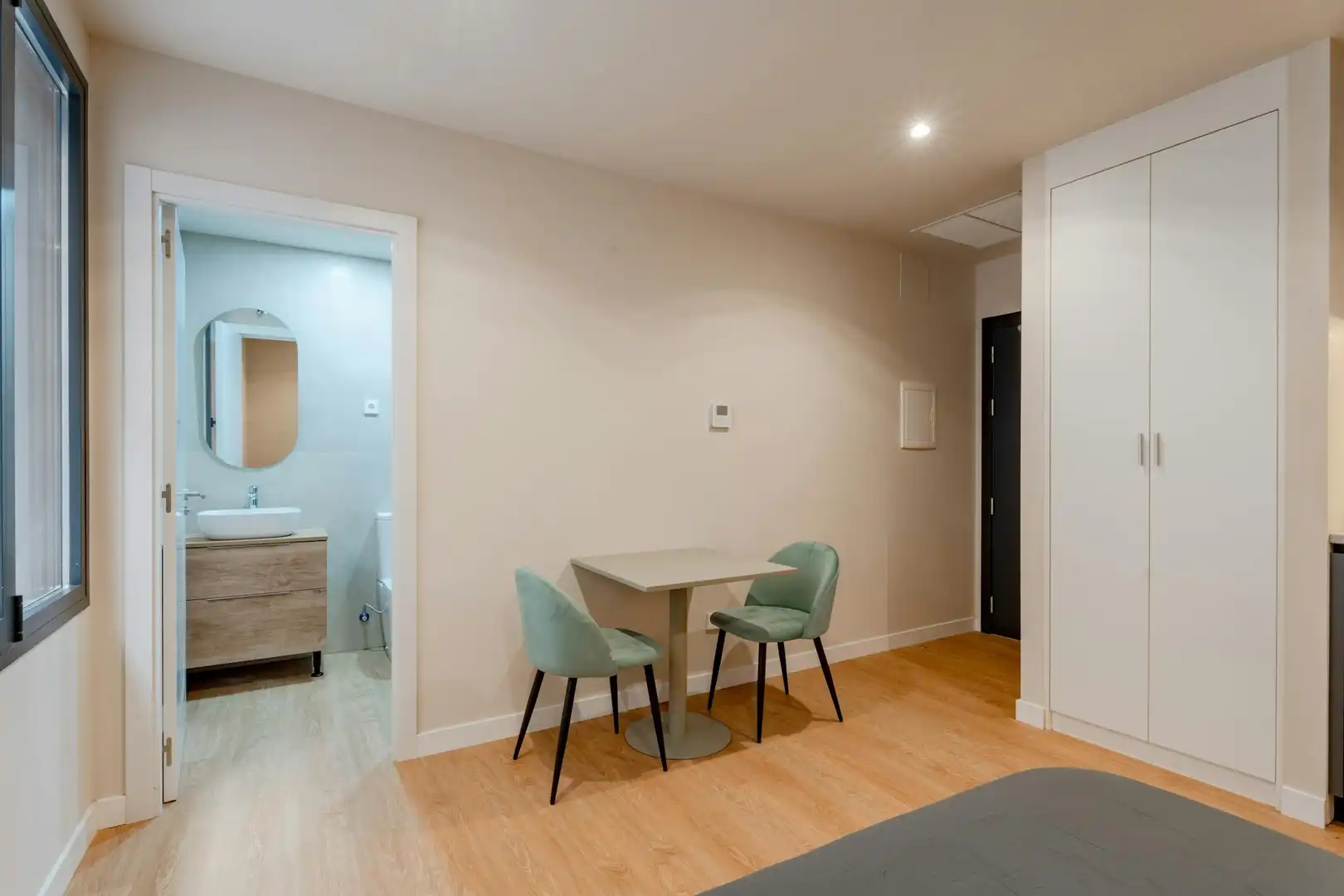 Bedroom of Flat for rent in Getafe  with Air Conditioner, Heating and Furnished
