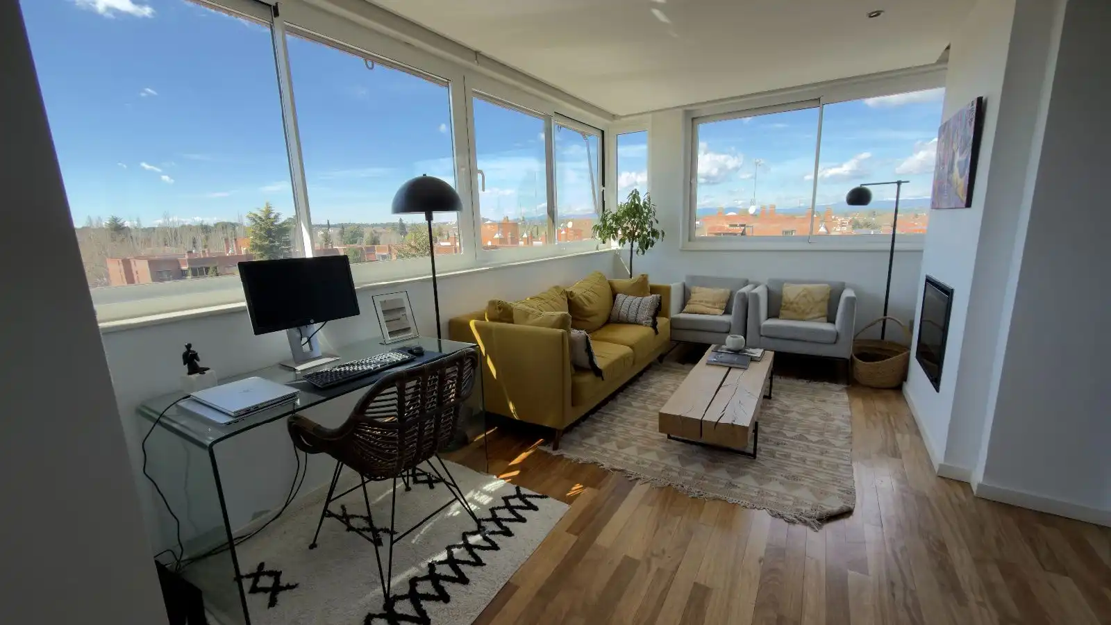 Sala de estar de Piso en venta en Pozuelo de Alarcón con Aire acondicionado, Calefacción y Trastero