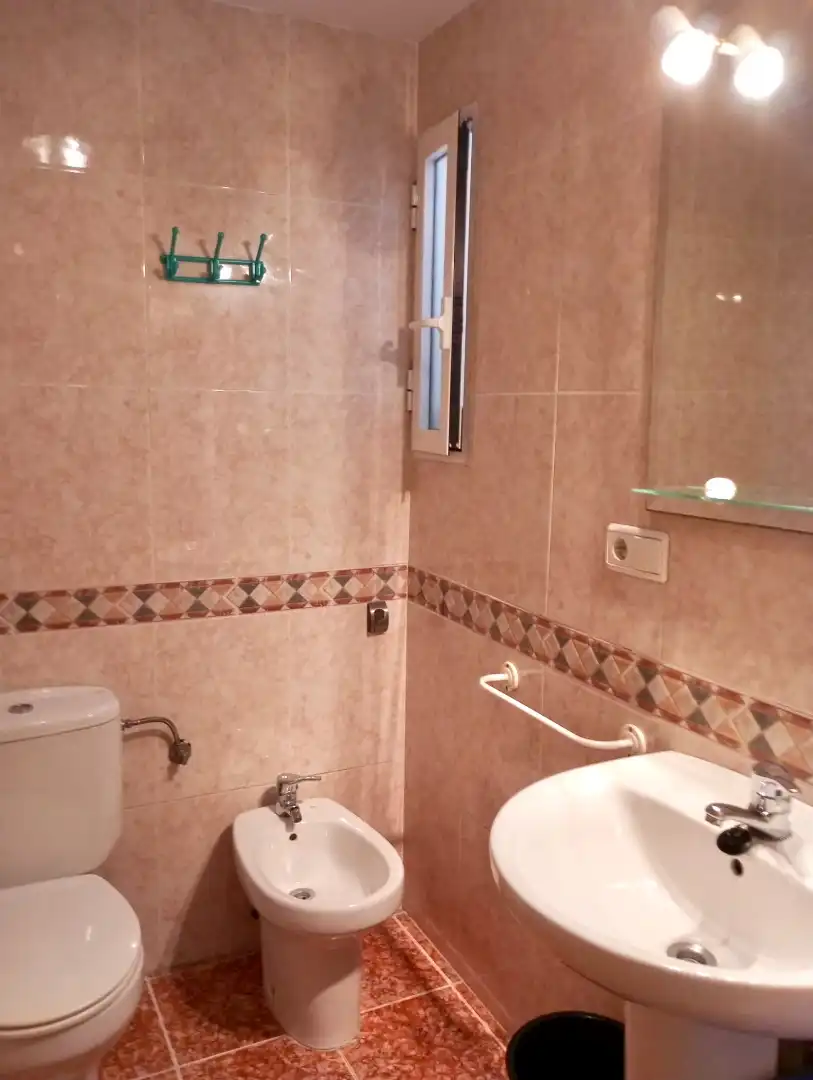 Bathroom of Flat for rent in San Vicente del Raspeig / Sant Vicent del Raspeig  with Air Conditioner, Furnished and Oven