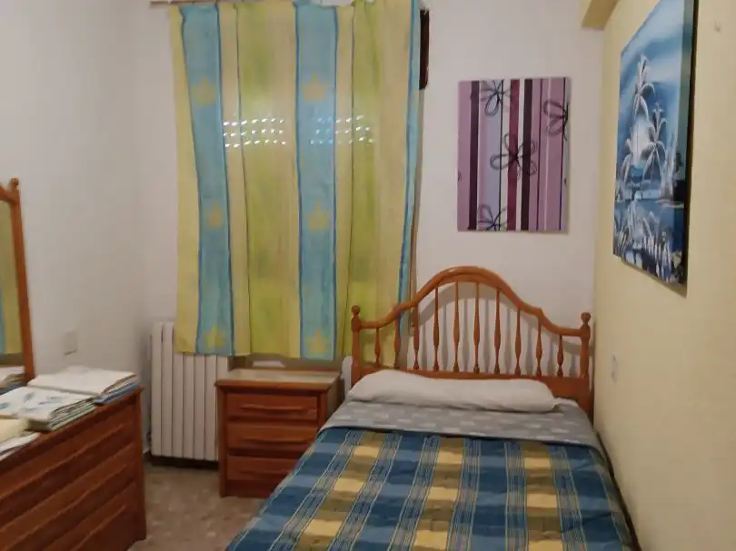 Dormitori de Casa o xalet en venda en Santa María de Huerta amb Calefacció, Moblat i Forn