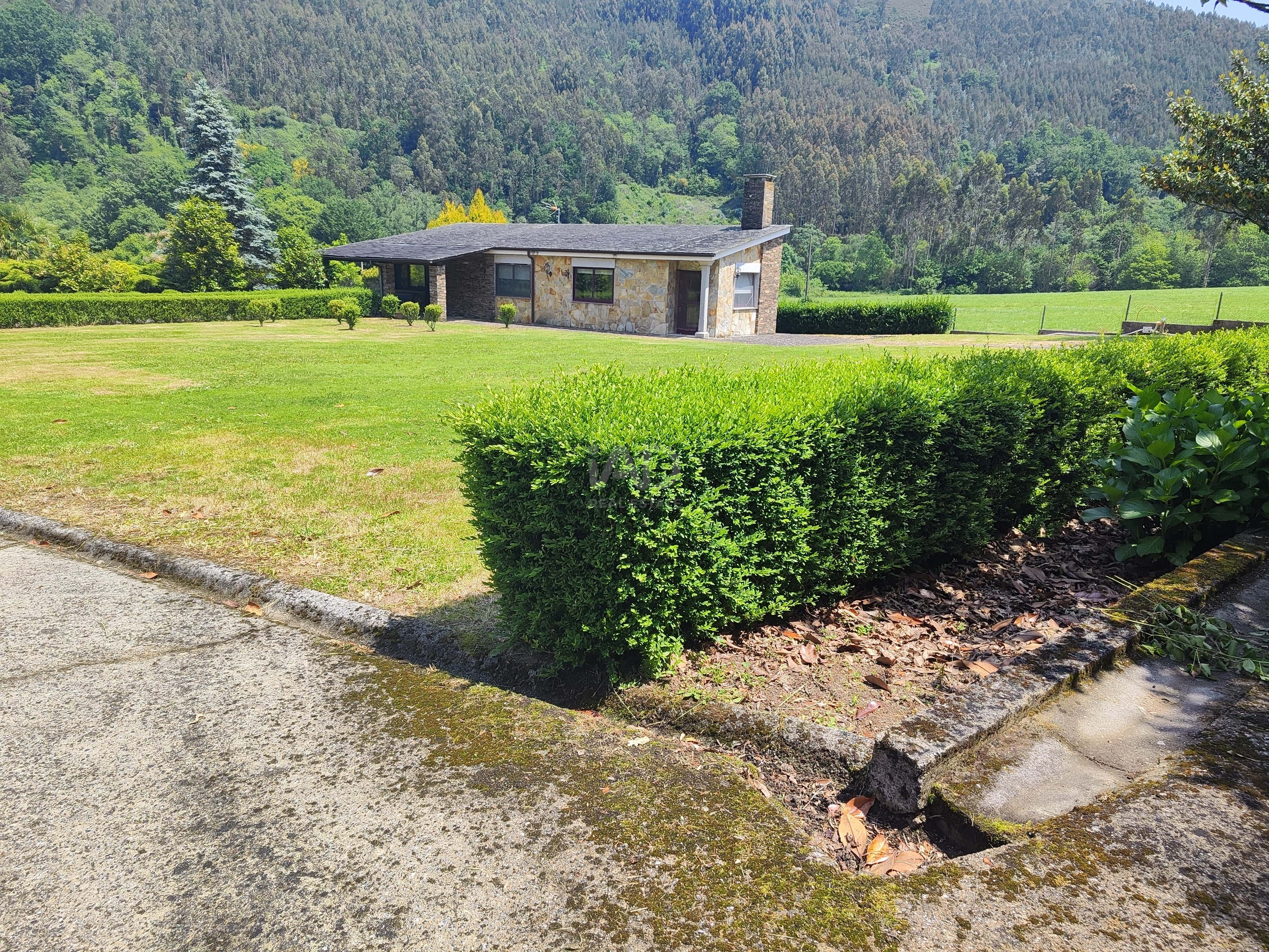 Garden of House or chalet for sale in Aranga