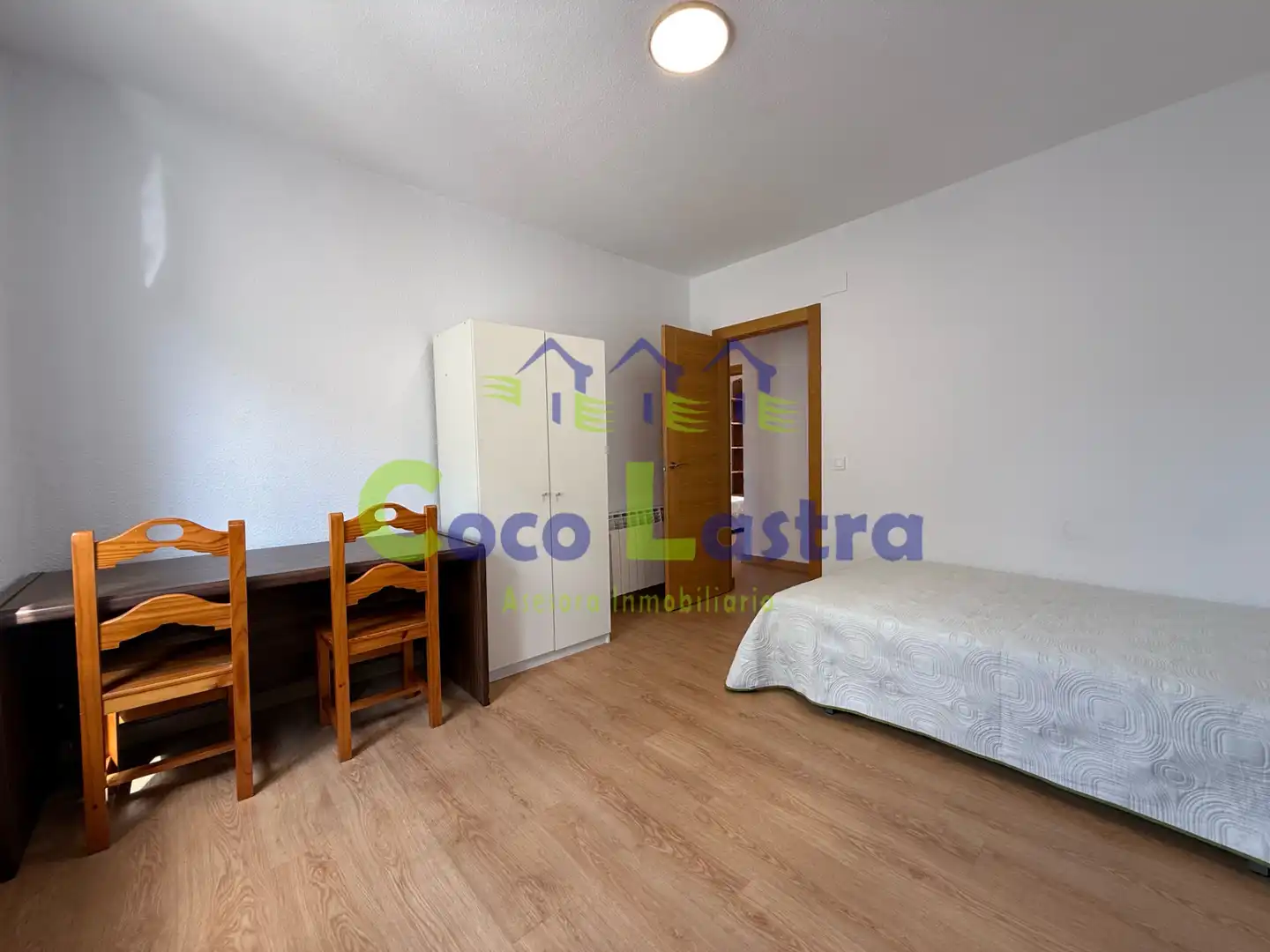 Schlafzimmer von Wohnung zur Miete in Salamanca mit Heizung, Privatgarten und Parkett