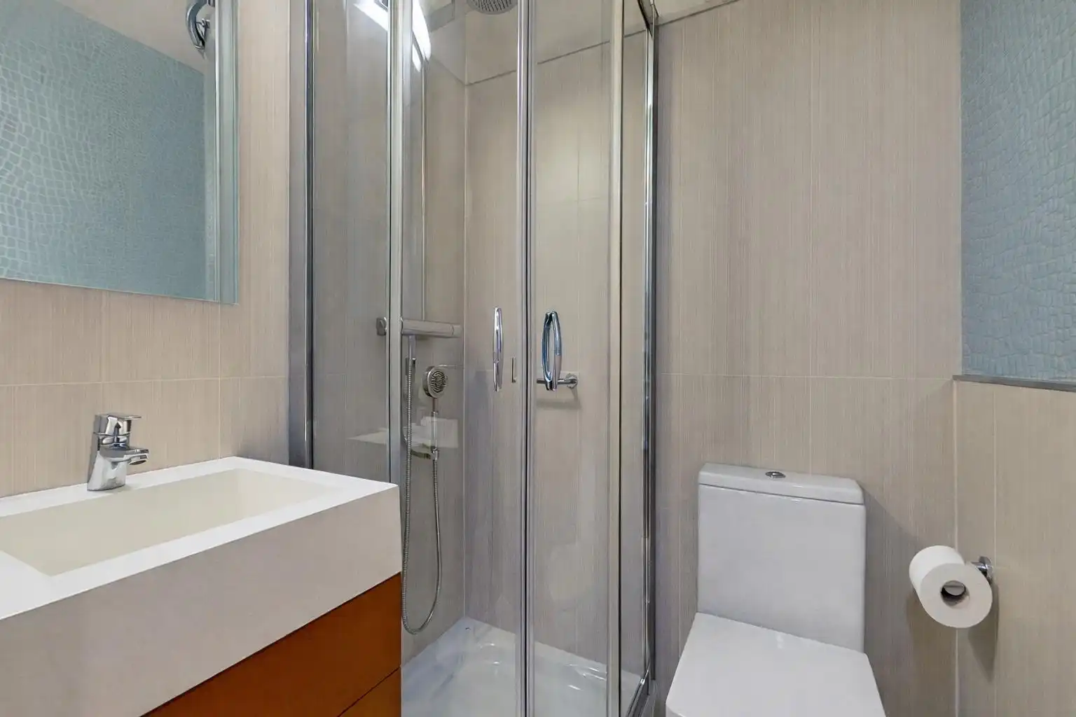 Bathroom of Flat for rent in Santa Cruz de Tenerife  with Air Conditioner, Heating and Storage room