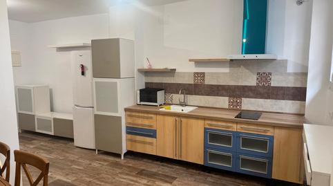 Photo 3 of Flat to rent in Calle Jovellanos, Caballería Española, Alcalá de Henares