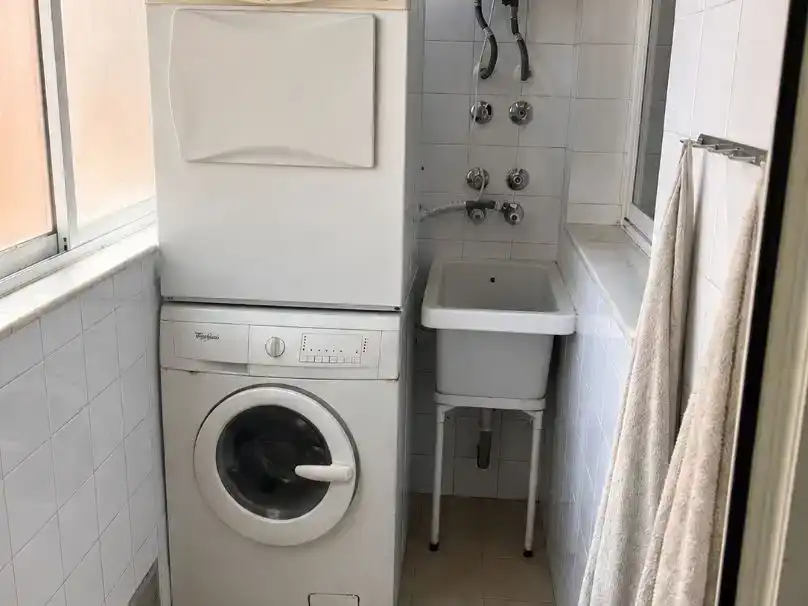 Baño de Piso en venta en  Almería Capital con Aire acondicionado y Balcón