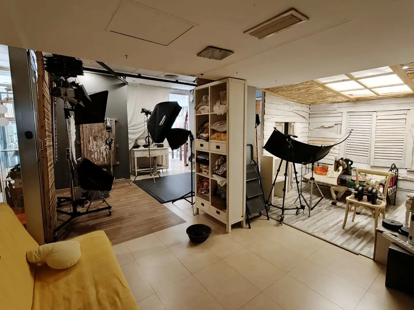 Local en venta en Paterna con Aire acondicionado, Internet y Domótica
