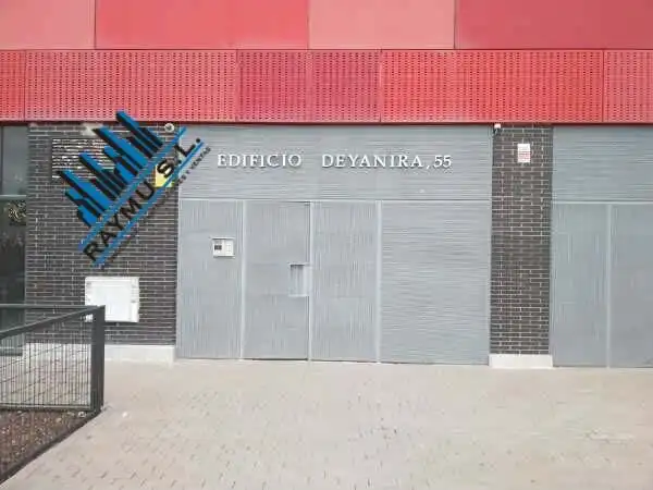 Exterior view of Garage for sale in  Madrid Capital
