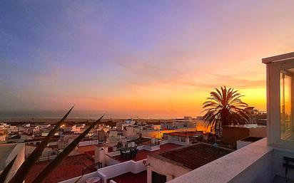 Außenansicht von Maisonette zum verkauf in Conil de la Frontera mit Klimaanlage und Terrasse