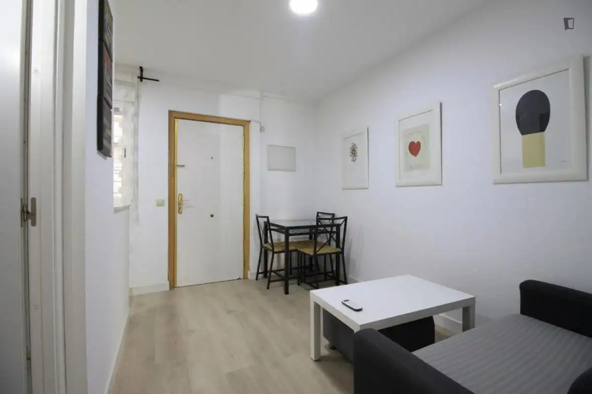 Apartament de lloguer a Puerta del Ángel