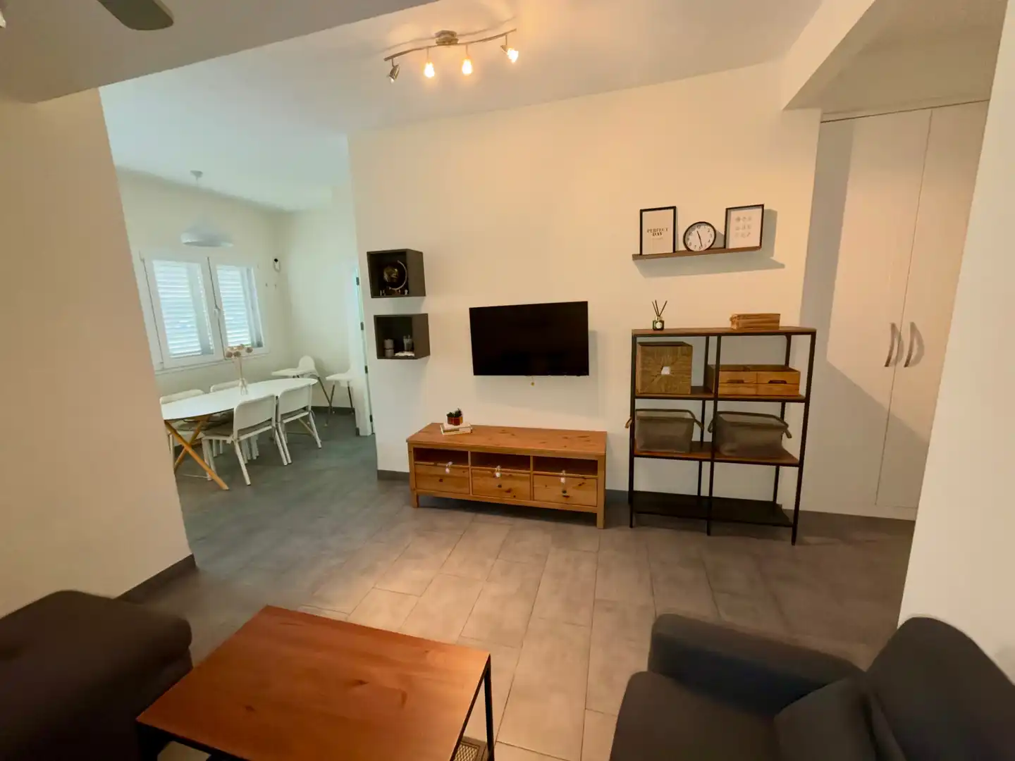 Ground floor with pool for sale in Calle Trinquete