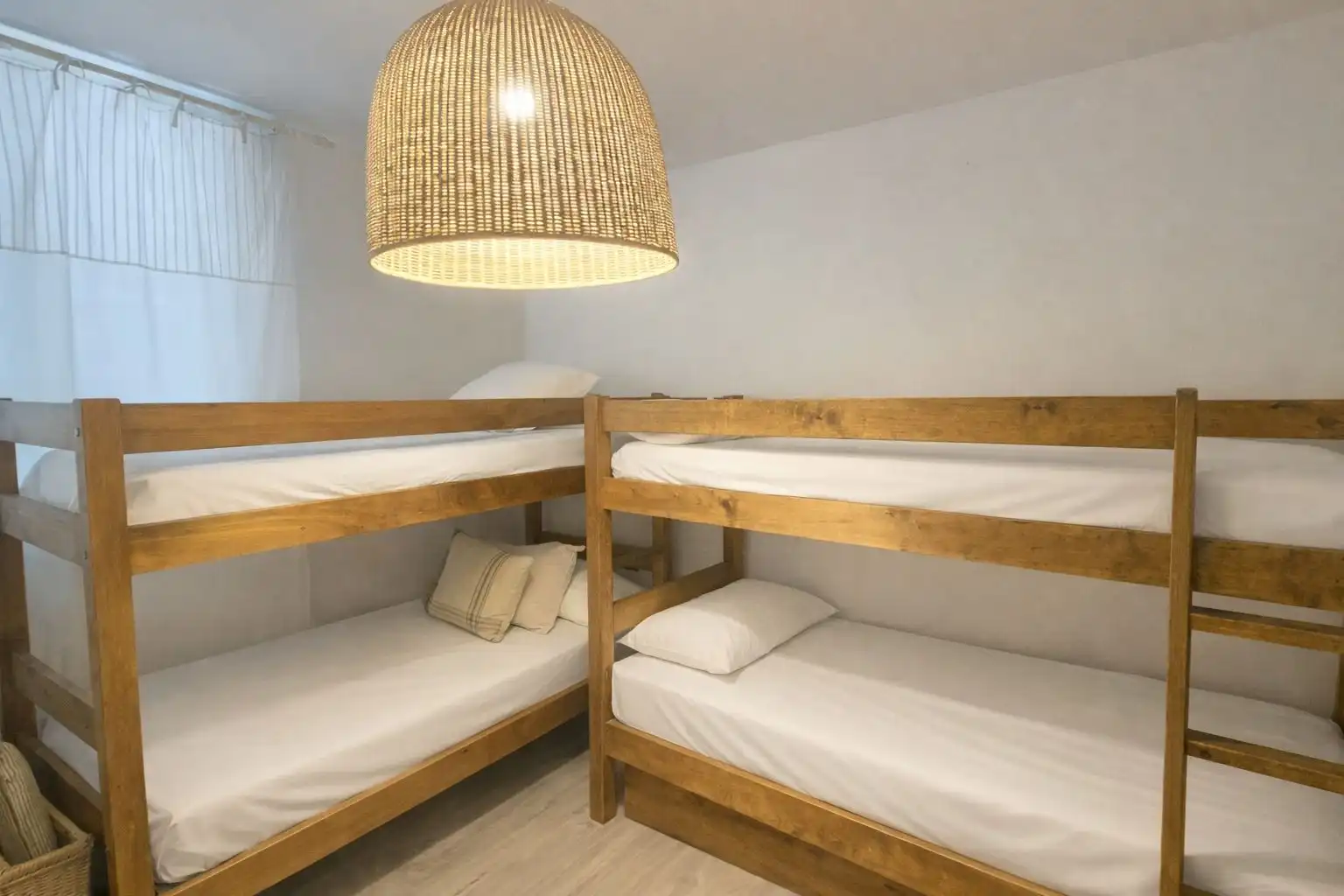 Dormitori de Apartament en venda en Pals amb Calefacció, Jardí privat i Piscina