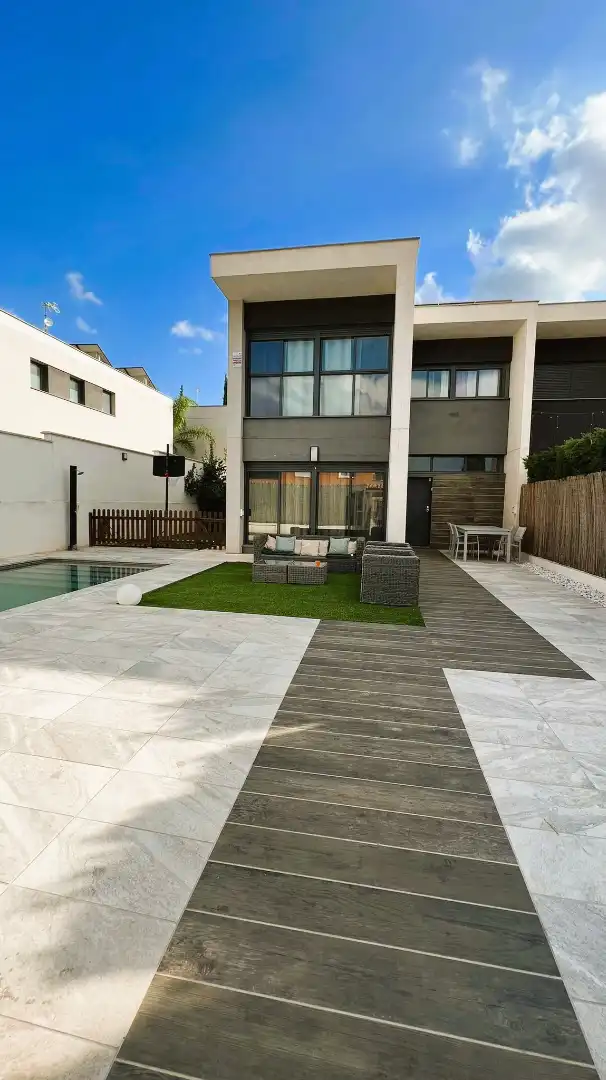 Casa adosada en venta