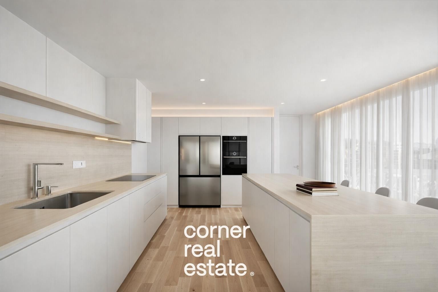 Cuina de Casa o xalet en venda en Sant Cugat del Vallès amb Aire condicionat, Jardí privat i Parquet