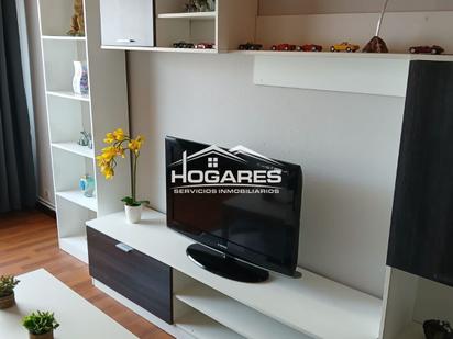 Living room of Flat for sale in Vigo   with Heating, Terrace and Furnished