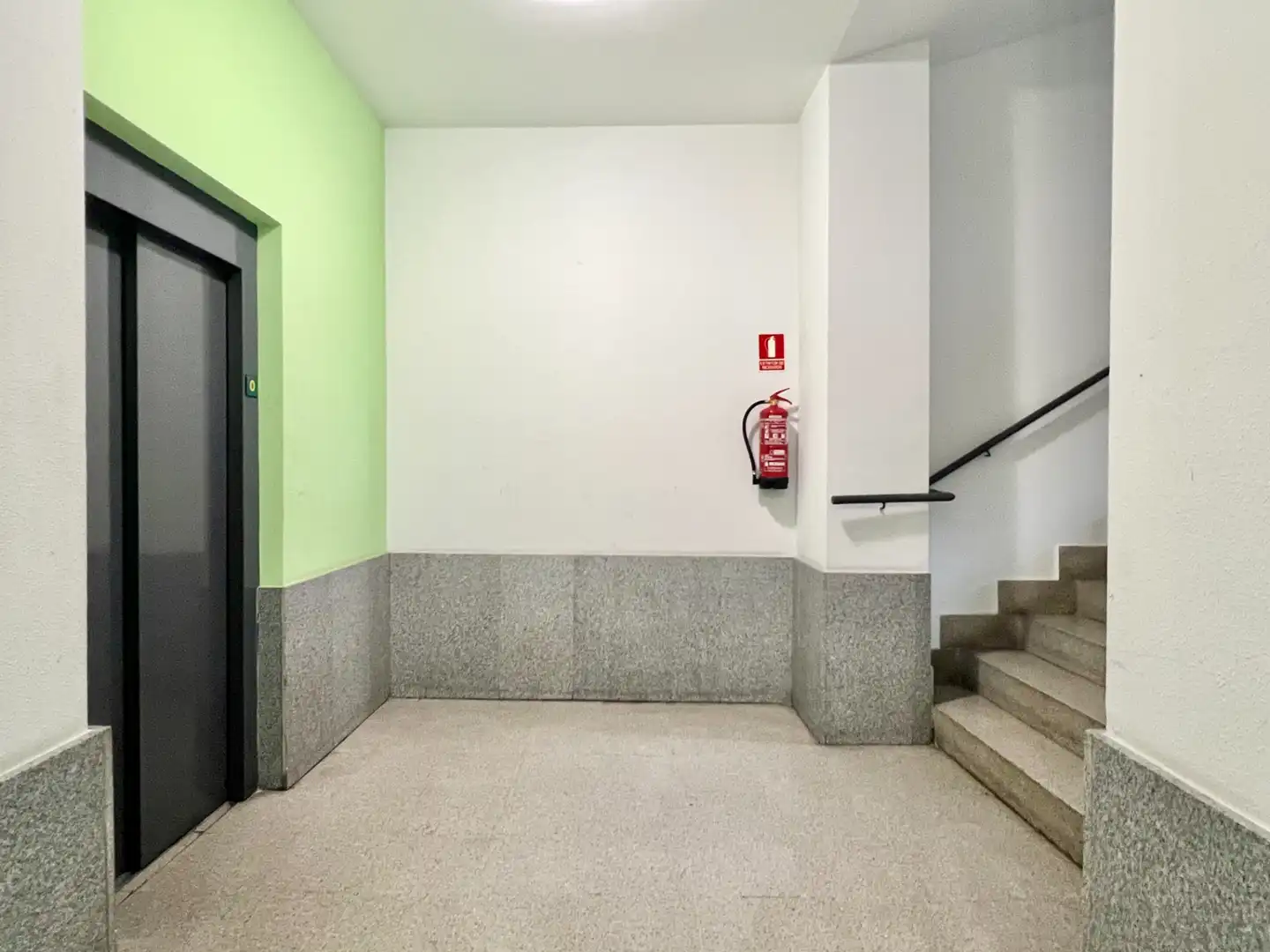 Ático en venta en Vitoria - Gasteiz con Calefacción, Parquet y Terraza