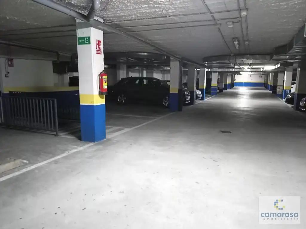 Aparcament de Garatge en venda en Ávila