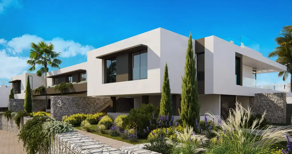 Chalet con piscina en venta en Río Real - Los Monteros, imagen 2