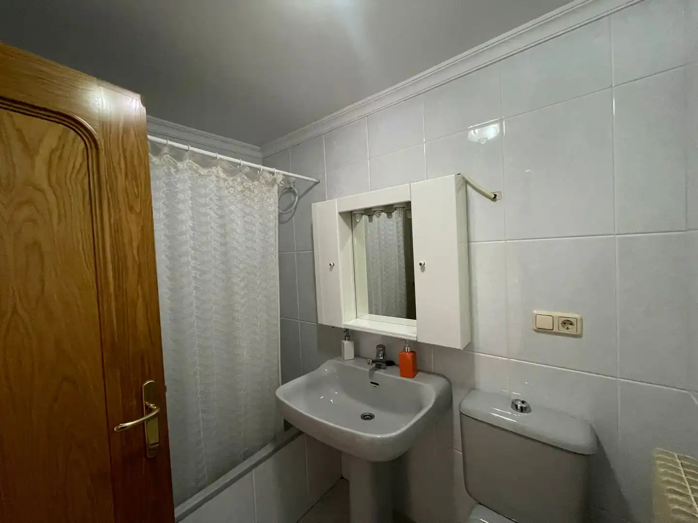 Wohnung zur Miete in Calle Victoria Balfe, Illera