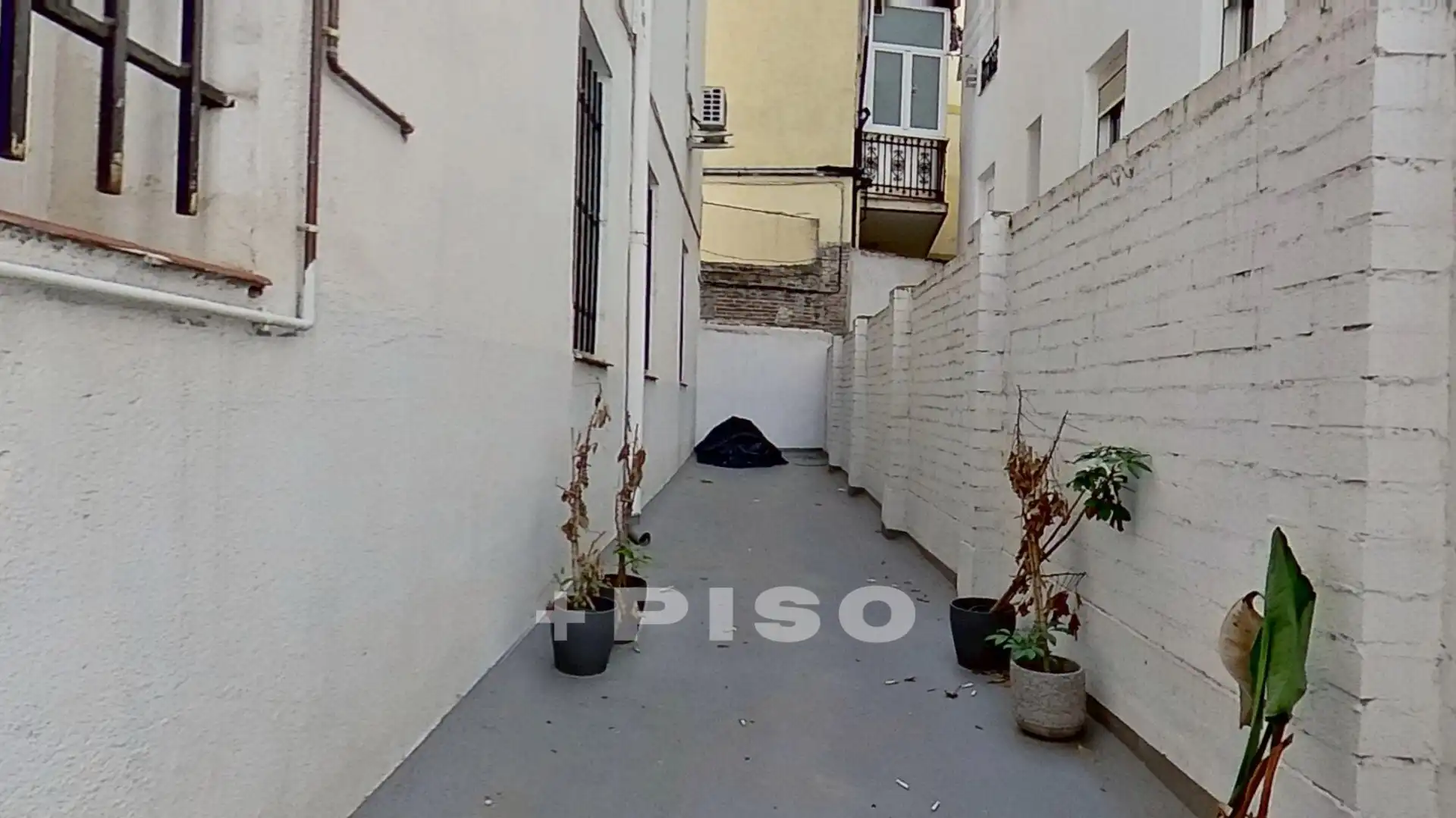 Außenansicht von Wohnung zum Verkauf in Madrid mit Heizung, Möbliert und Ofen