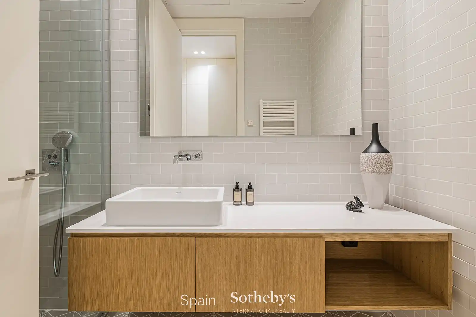 Appartement compact avec piscine à vendre à Eixample, imagen 33