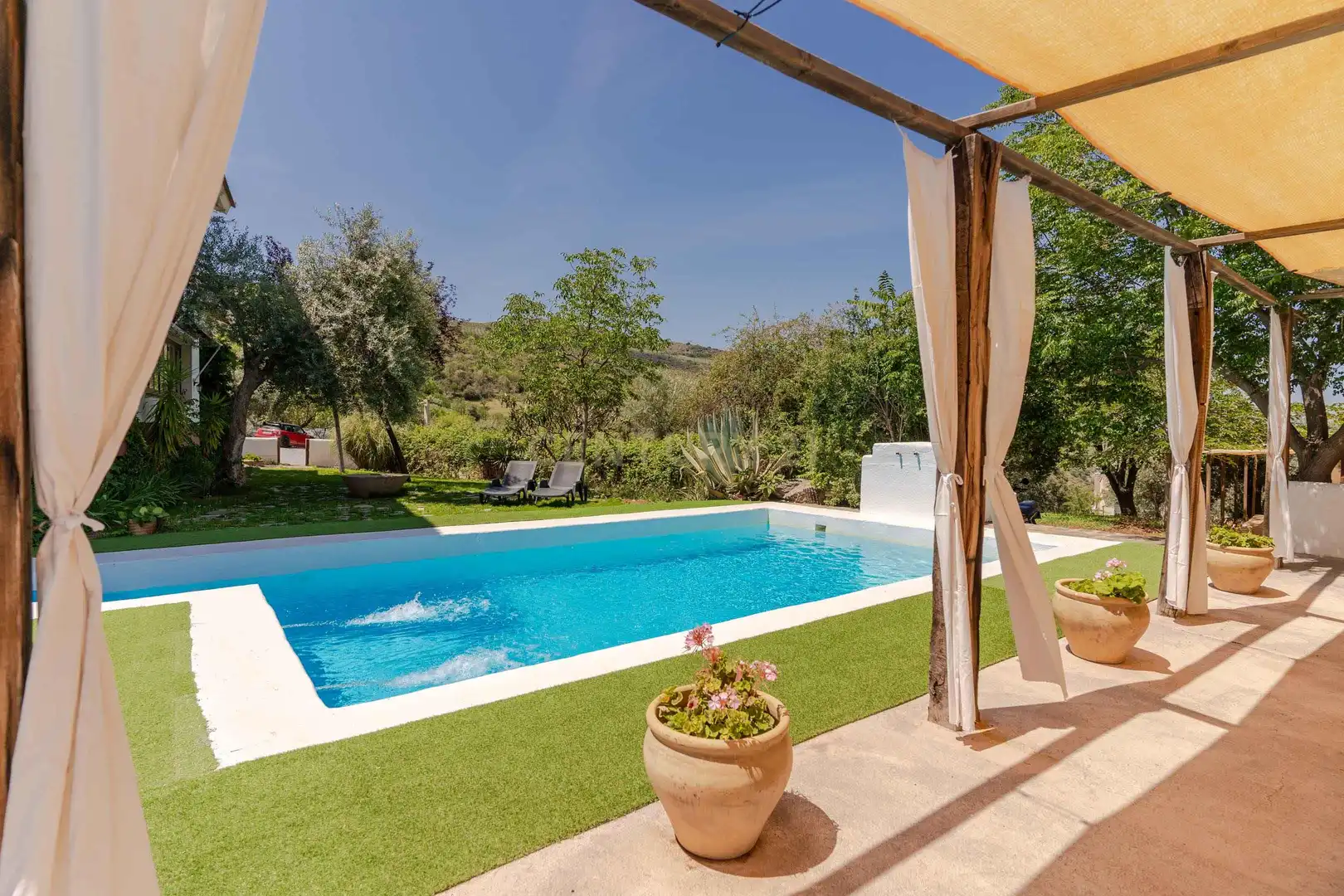 Garden of Houses for sale in Pinos Genil  with Air Conditioner, Private garden and Furnished